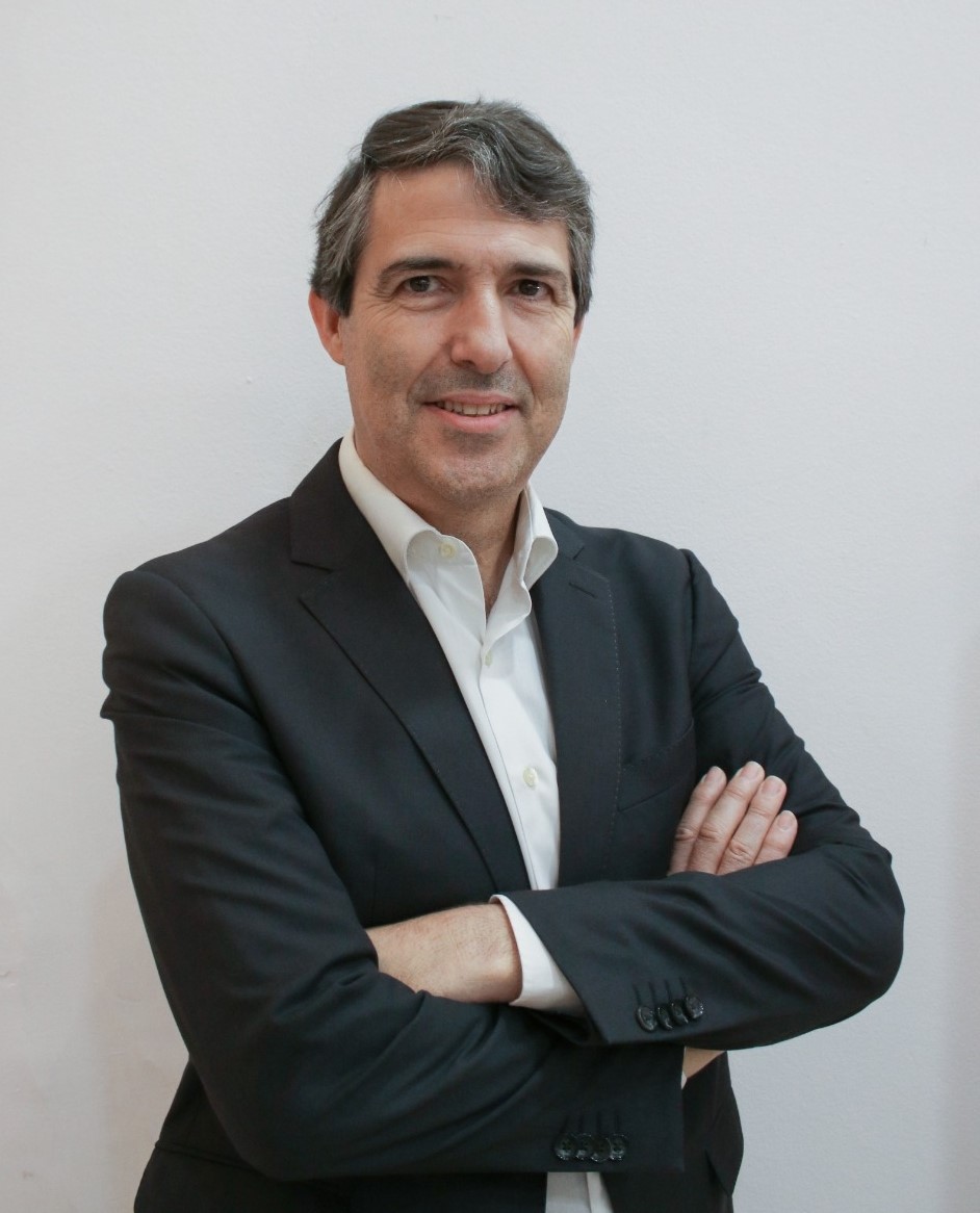 A imagem pode conter: Ribeiro, Fernando, Robótica, Sociedade, Presidente, Portuguesa