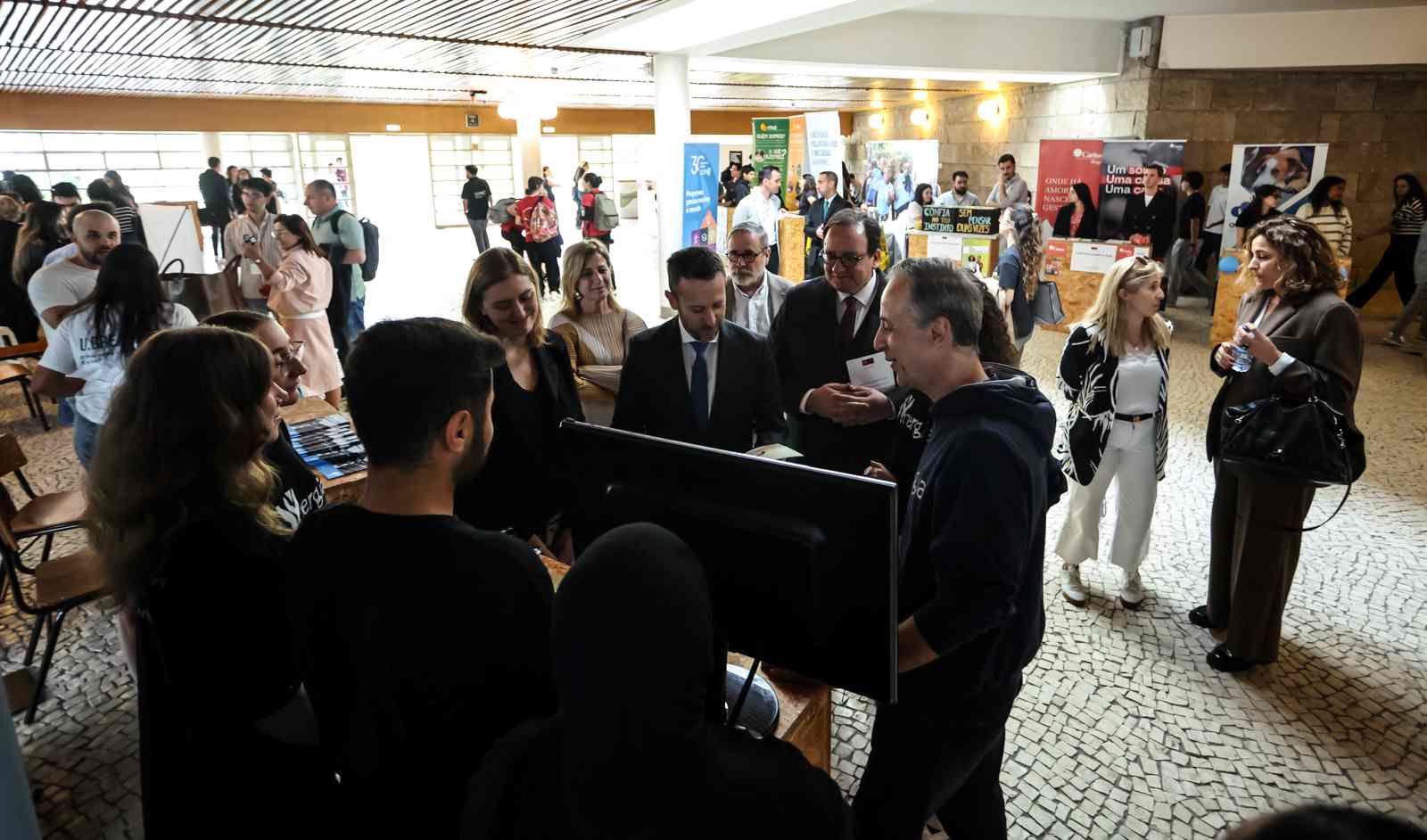 A imagem pode conter: Feira, campus, Gualtar, Voluntariado, a descobrir novas causas