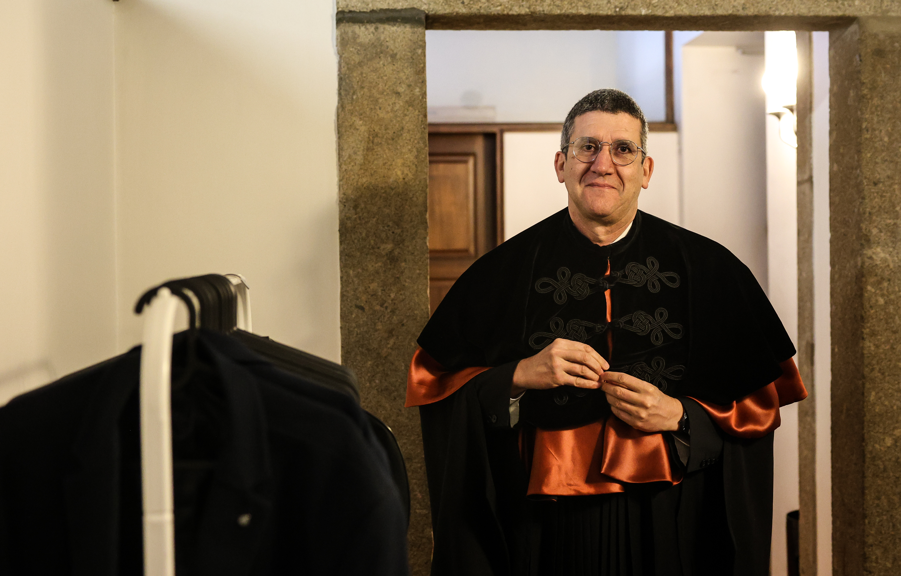 Imagem número 2 da galeria Honoris Causa Alain Aspect