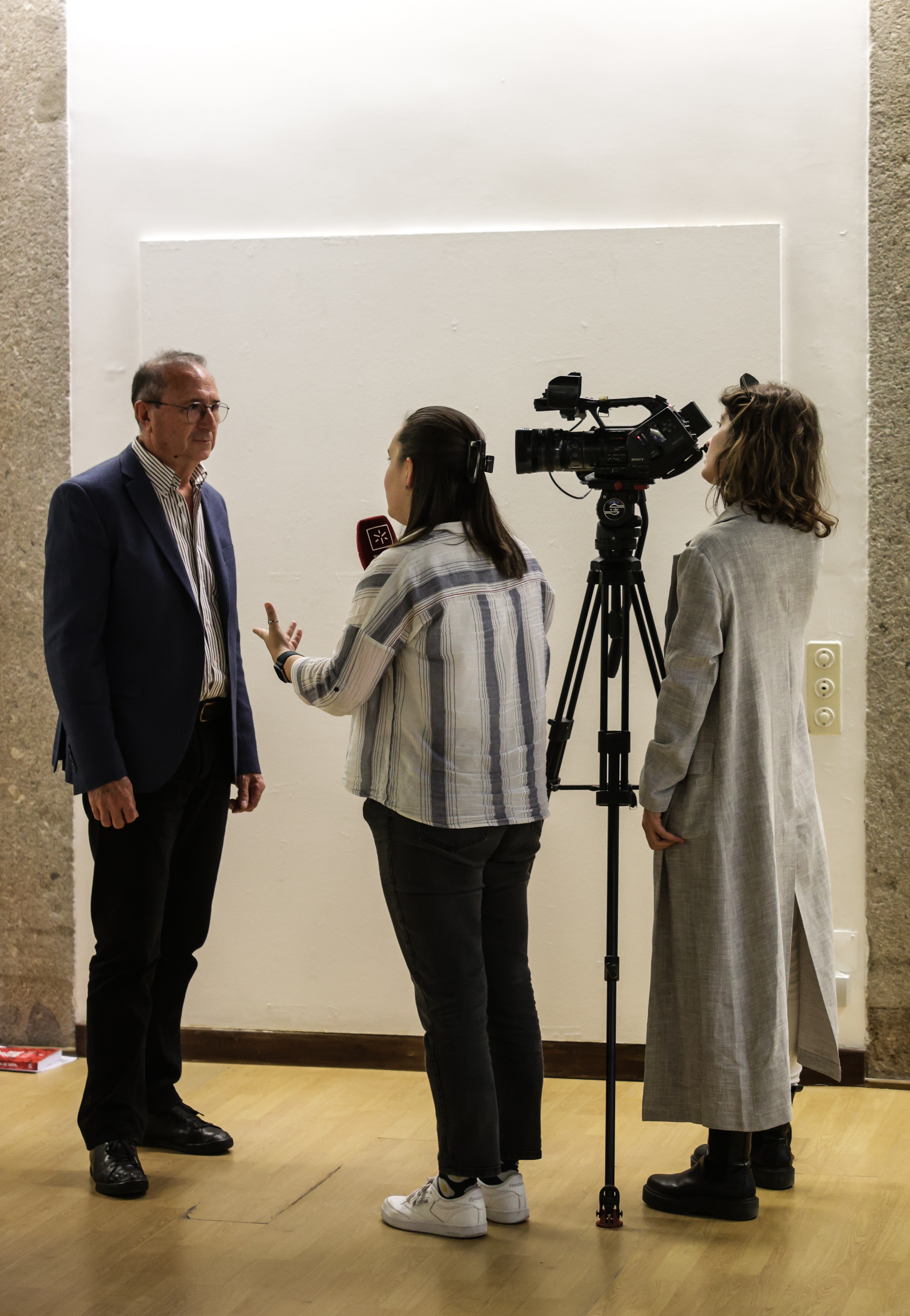 Imagem número 10 da galeria Lançamento Livro 25 Abril