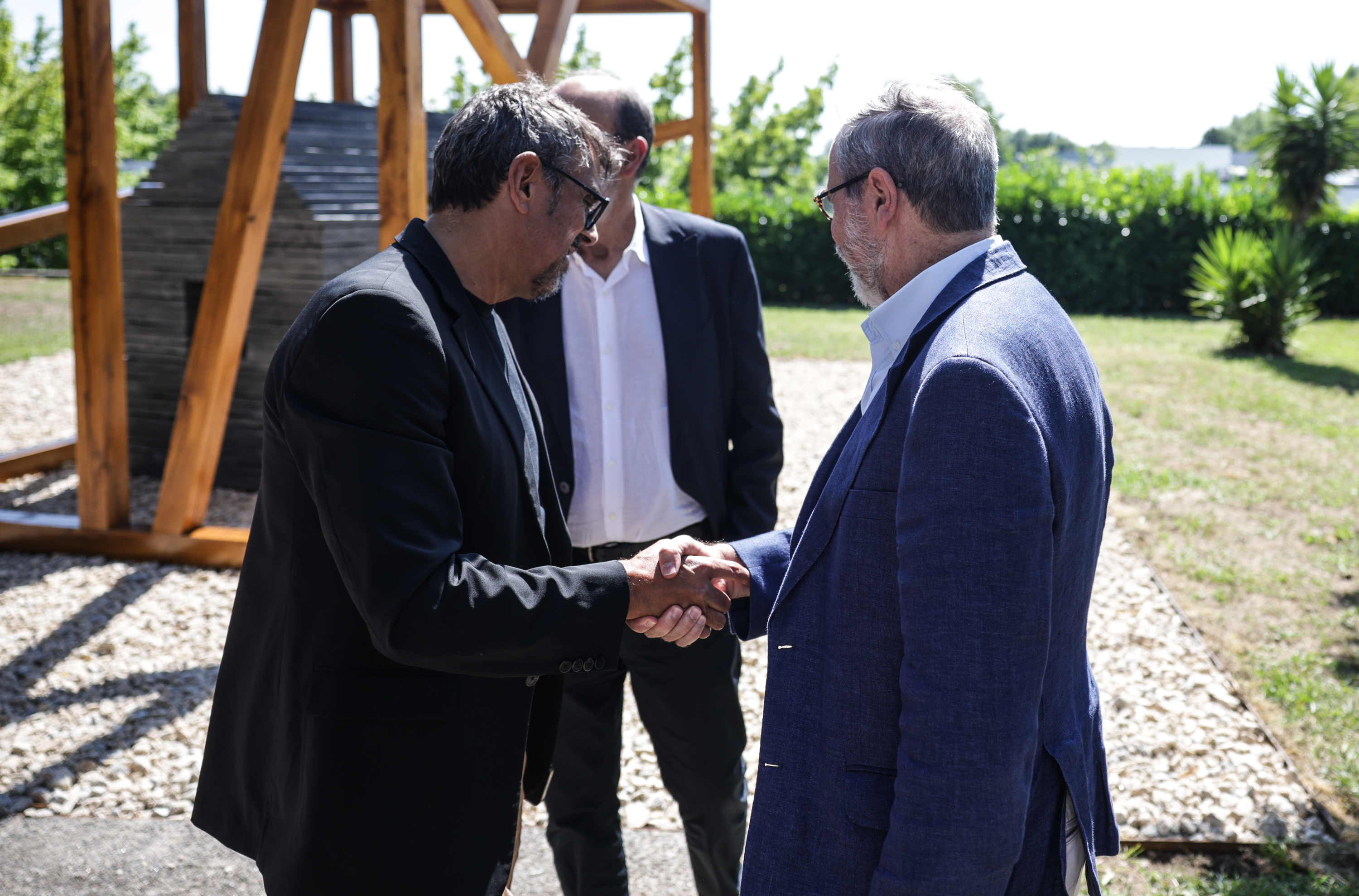 Imagem número 9 da galeria Inauguração de obra de arte em Azurém