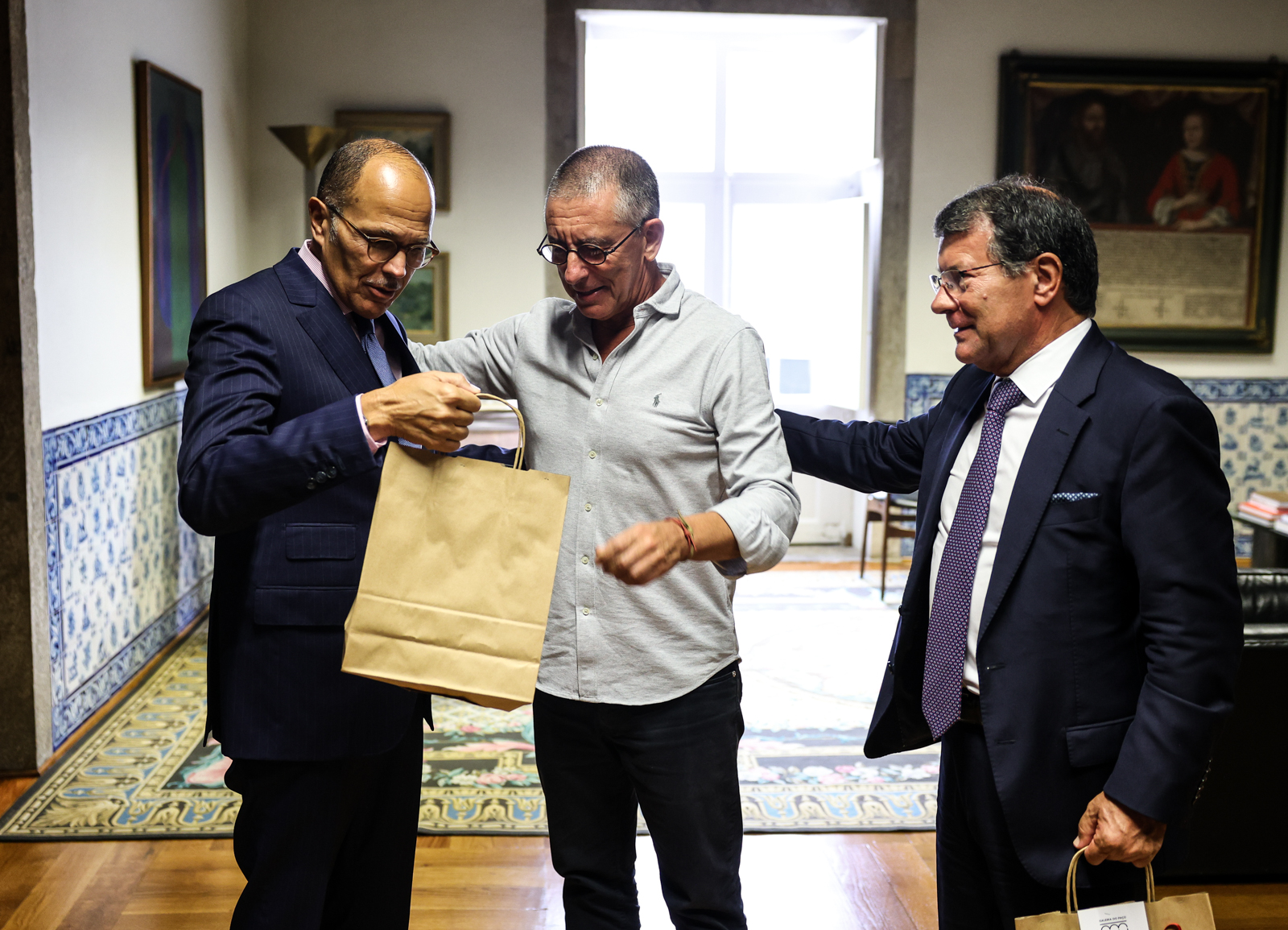 Imagem número 7 da galeria Visita do Embaixador de Marrocos