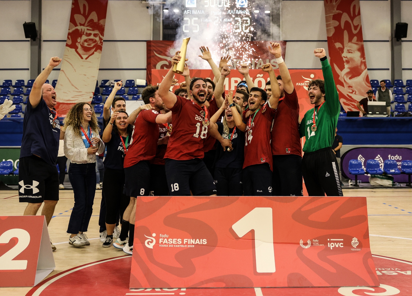 Imagem número 8 da galeria Fases Finais CNUs