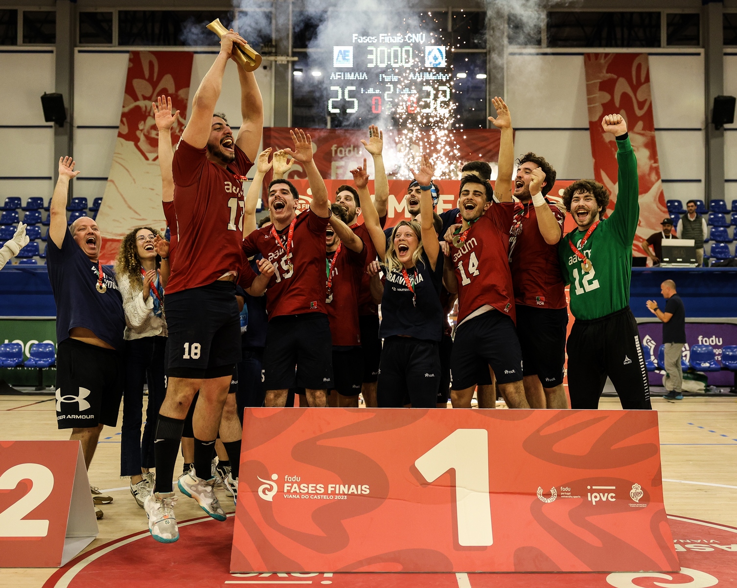 Imagem número 10 da galeria Fases Finais CNUs