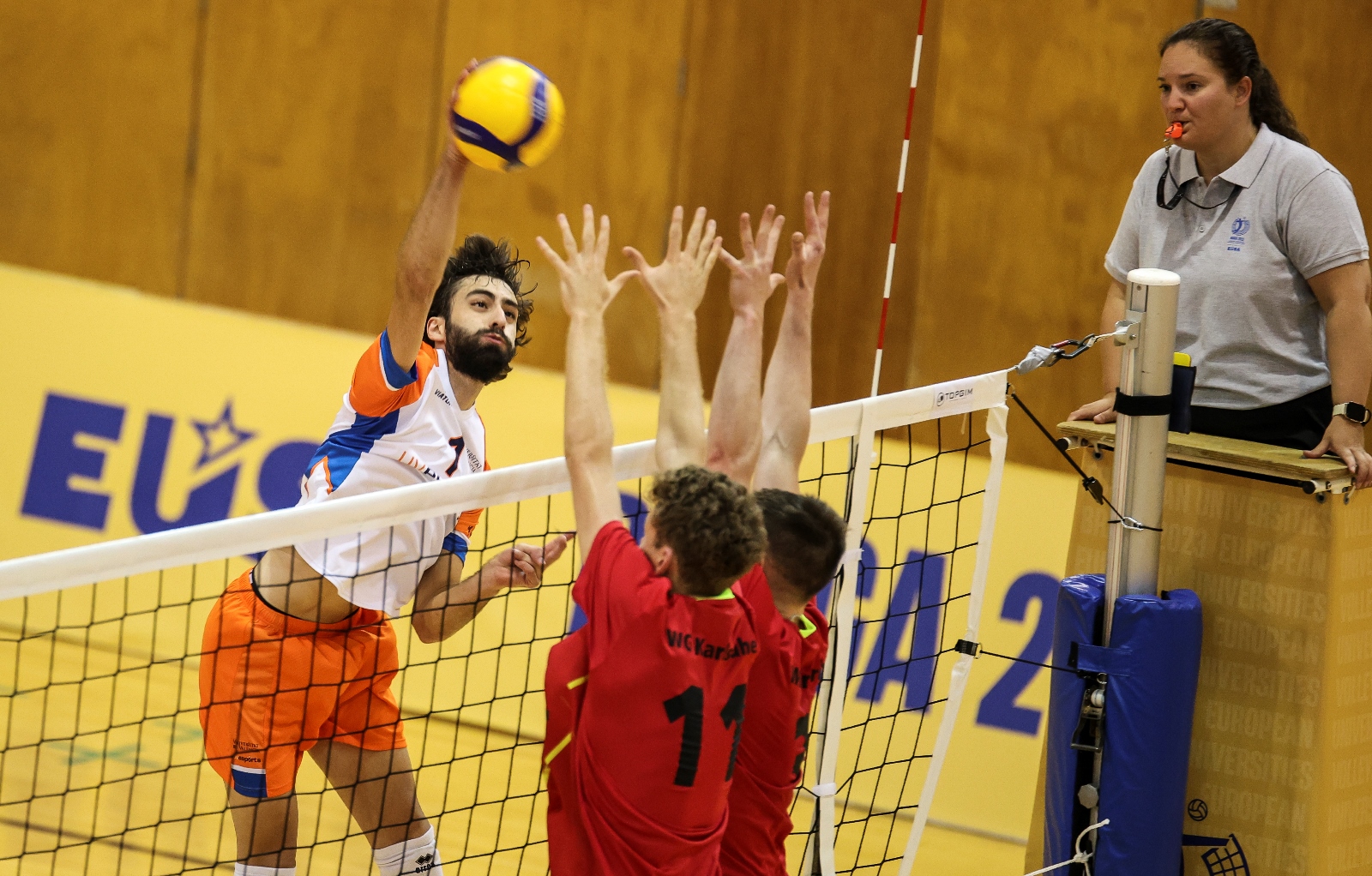 Imagem número 8 da galeria Europeu Universitário de Voleibol