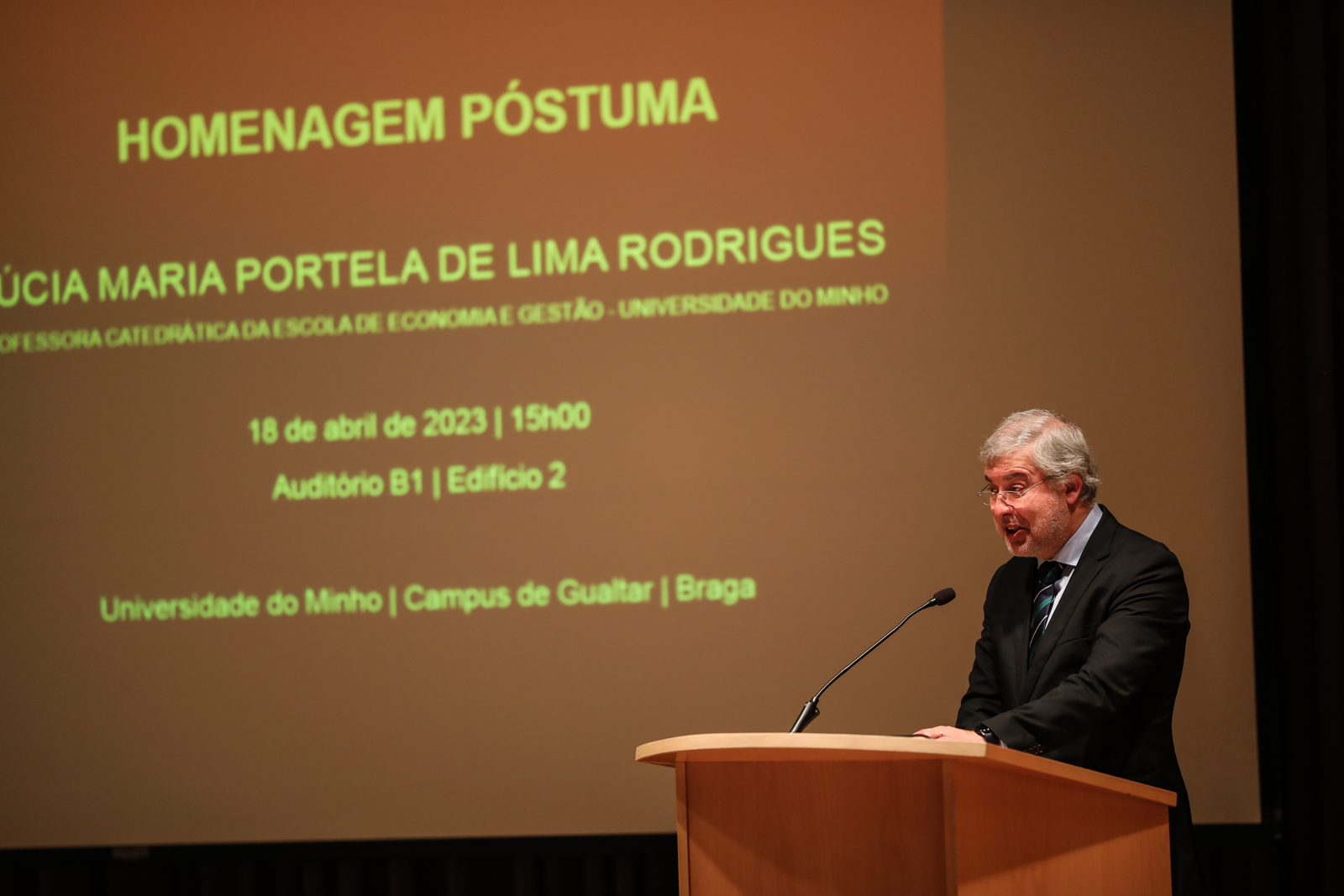 Imagem número 4 da galeria Homenagem Póstuma Lucia Rodrigues
