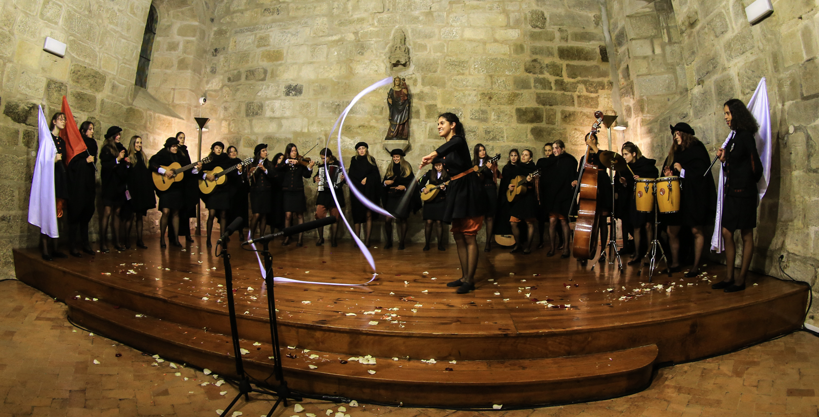 Imagem número 6 da galeria Tunão Serenatas