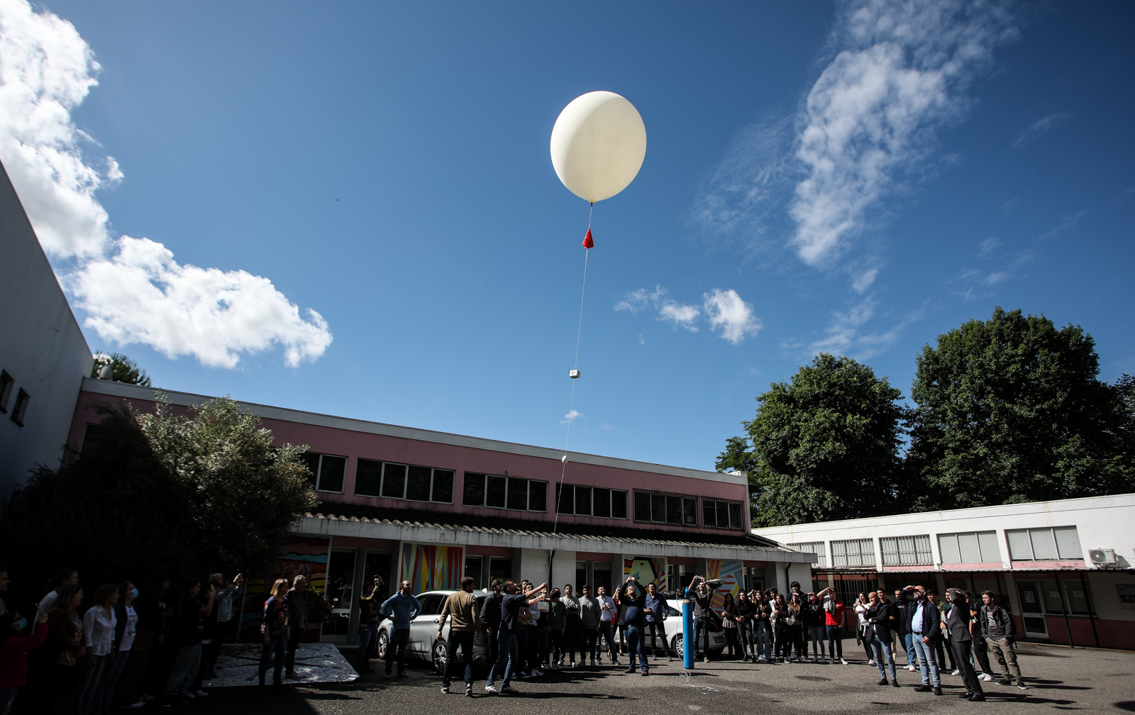 Imagem número 10 da galeria Lançamento Balão