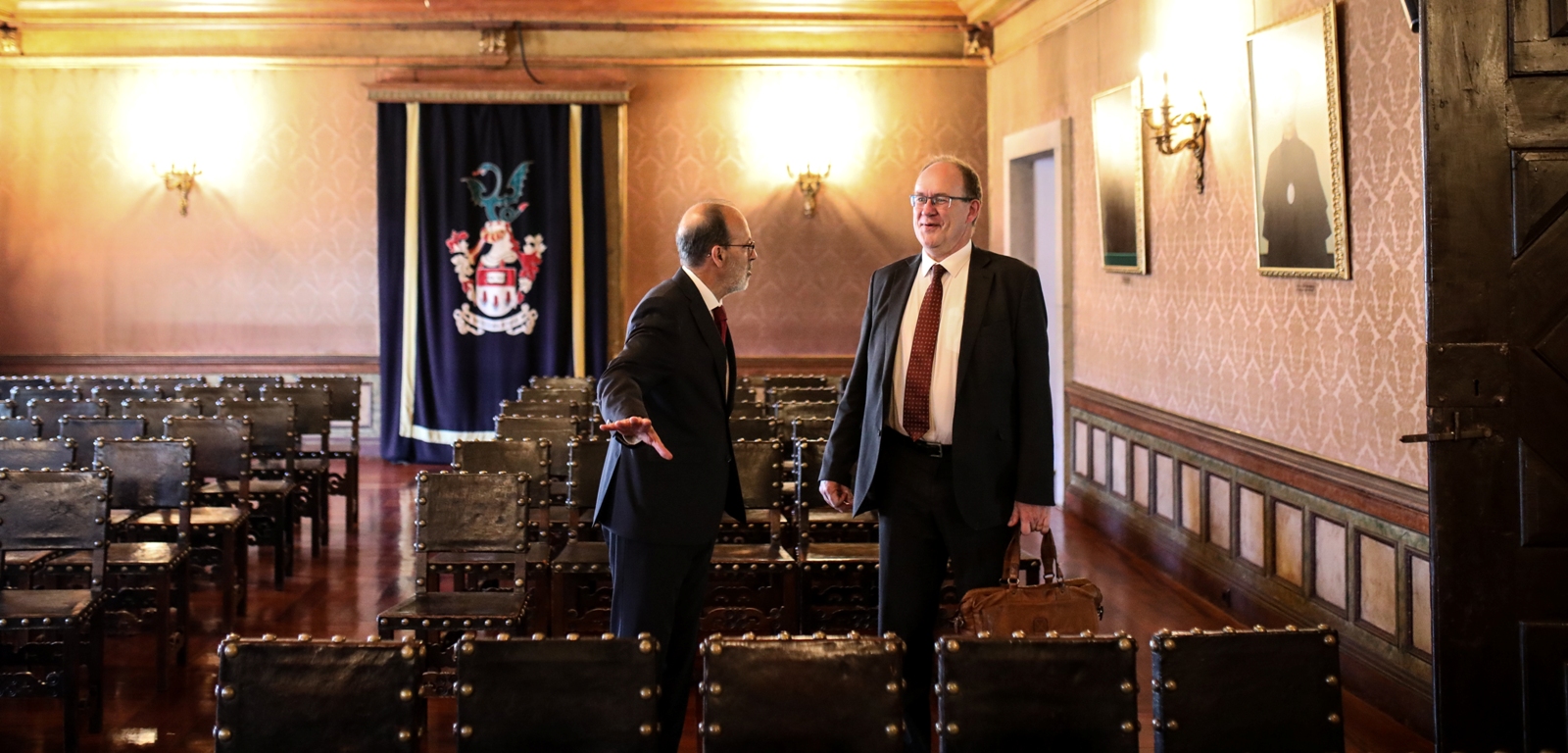 Imagem número 6 da galeria Visita do Embaixador de Inglaterra