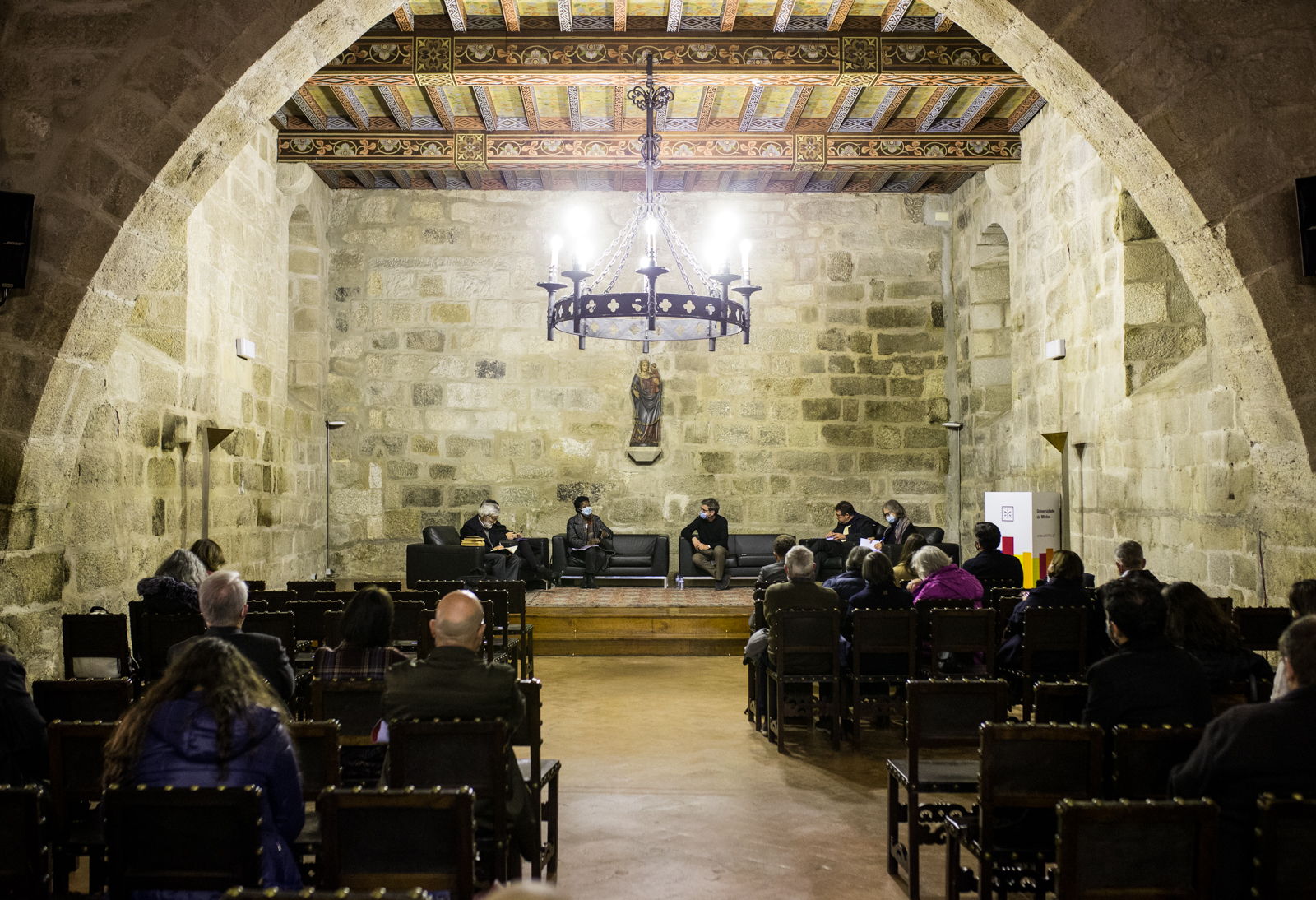 Imagem número 6 da galeria Mesa Redonda - O Direito Sobre Si Mesmo