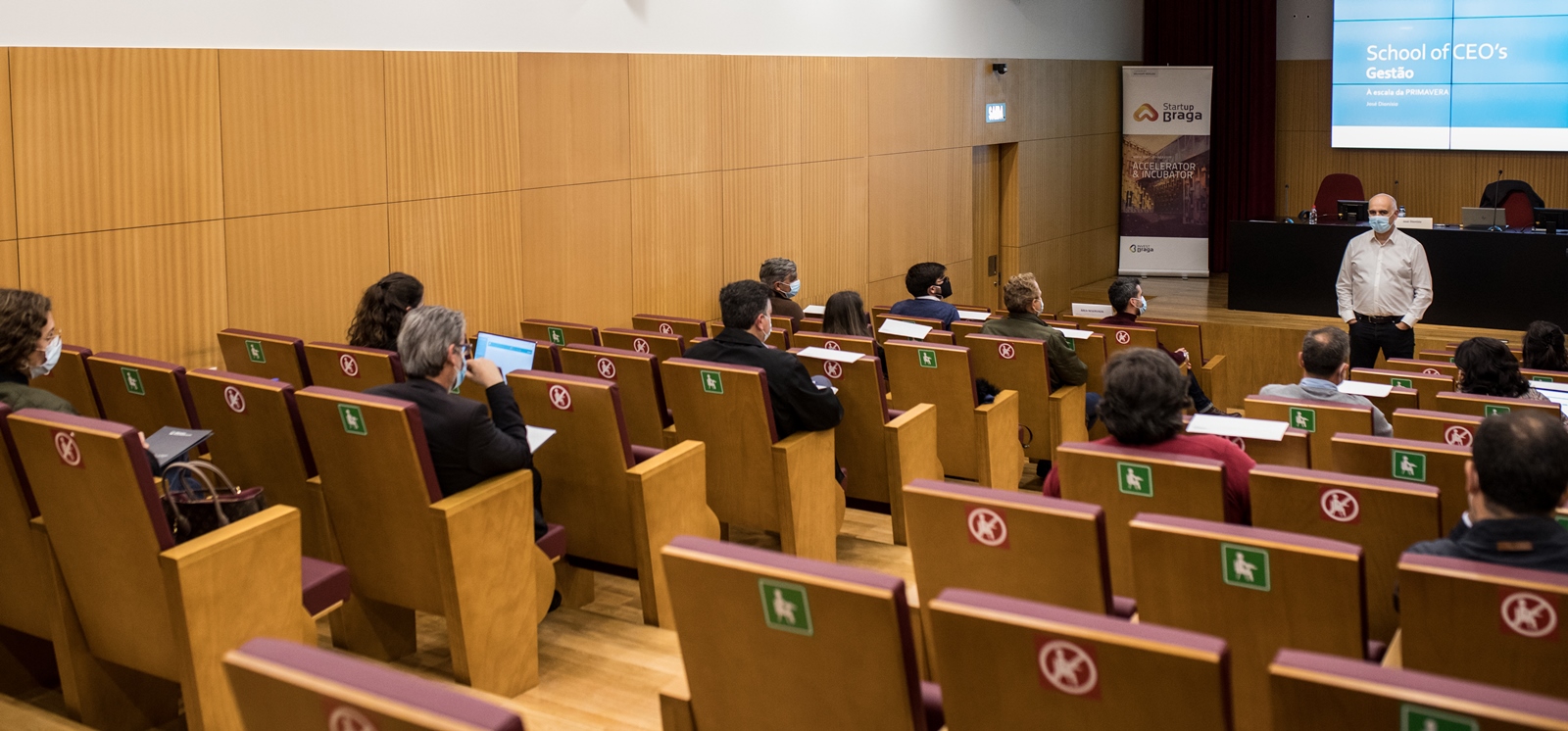 Imagem número 7 da galeria School Of CEOs