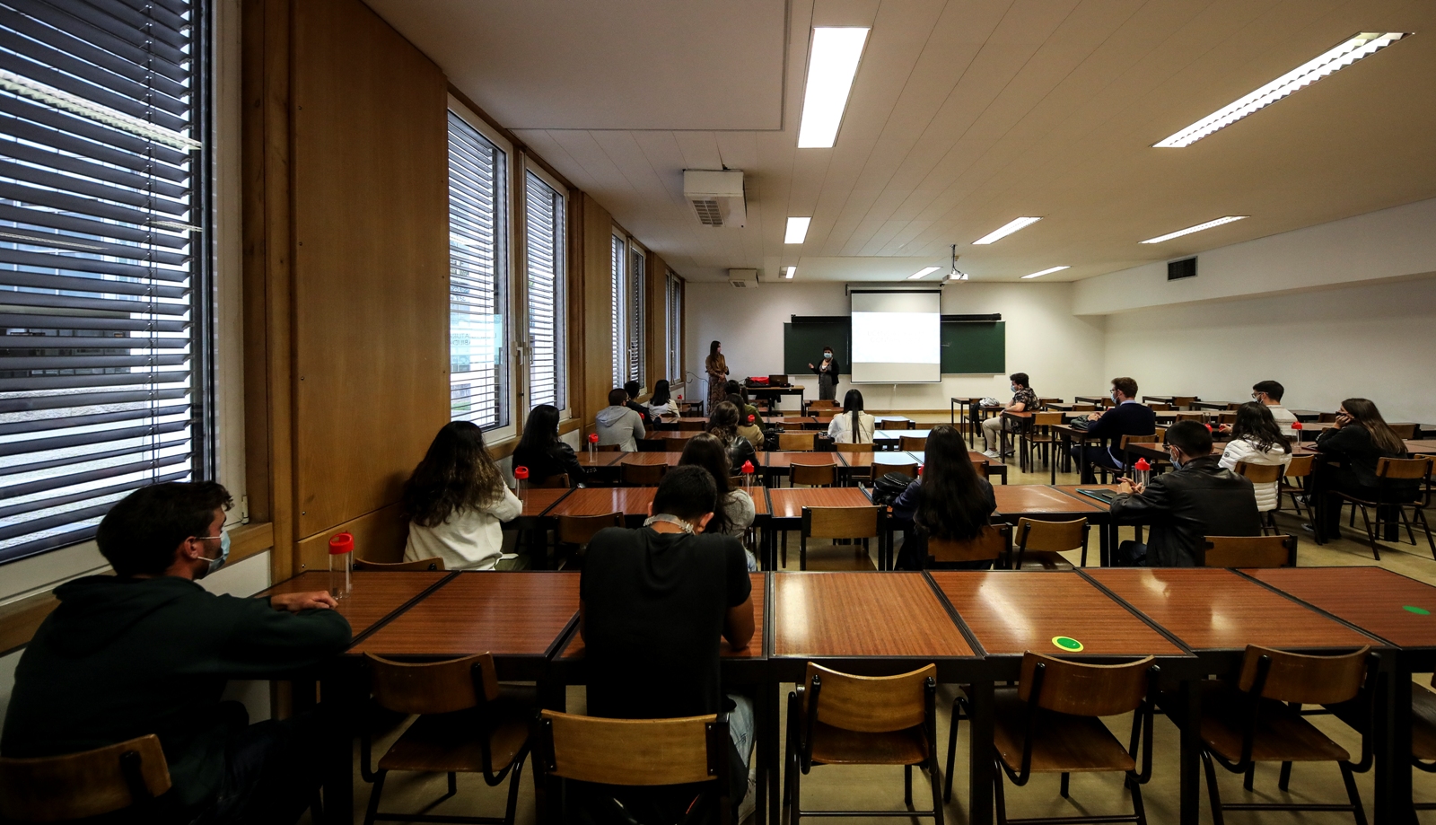 Imagem número 5 da galeria Apresentação Mestrados e Licenciaturas EEG