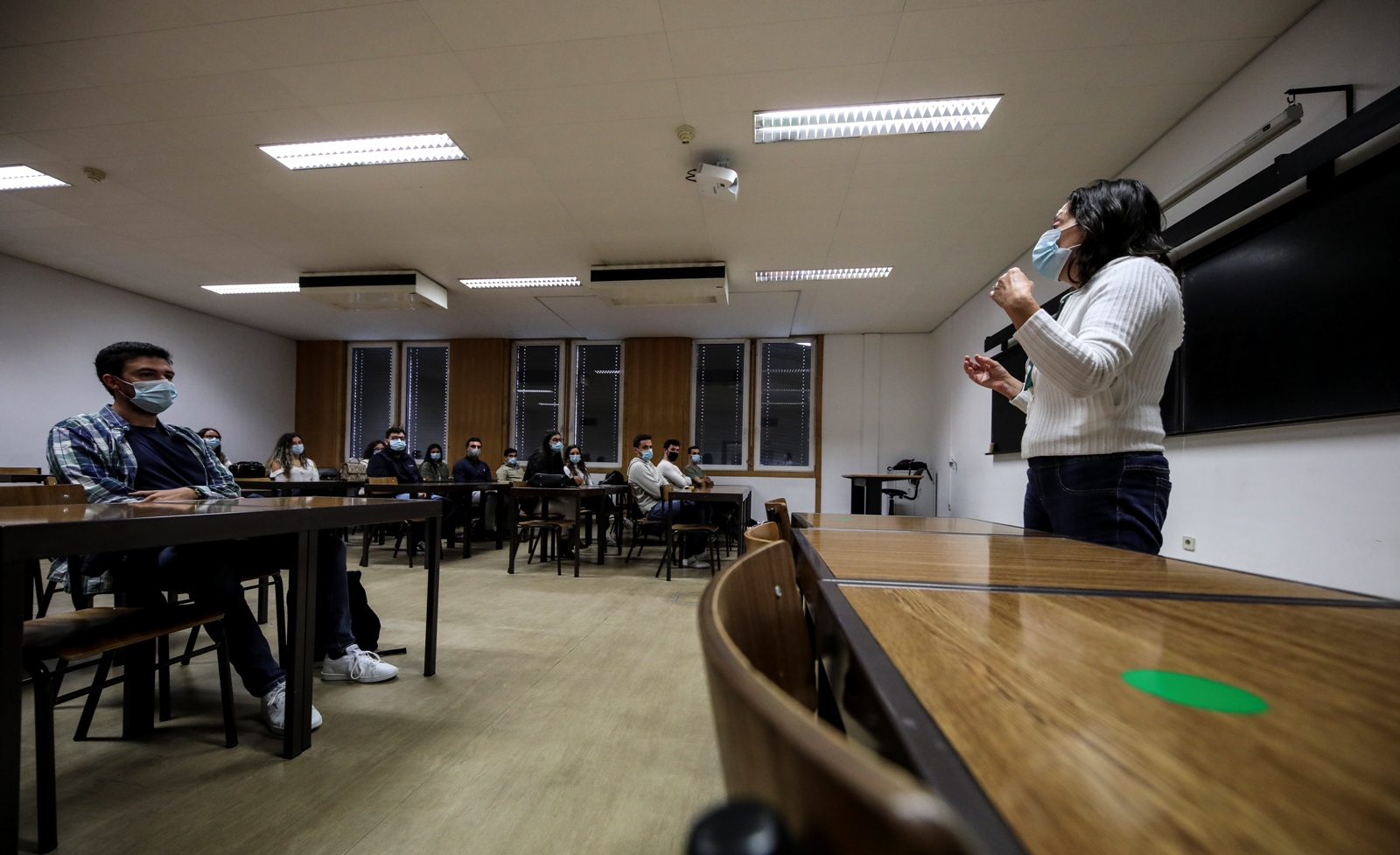 Imagem número 9 da galeria Apresentação Mestrados e Licenciaturas EEG