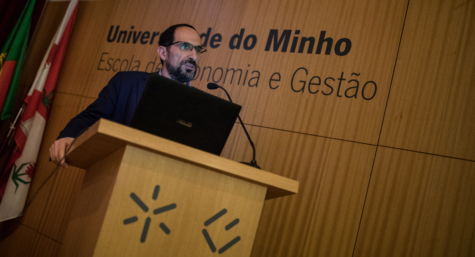 Imagem número 7 da galeria Livro Crise e Castigo