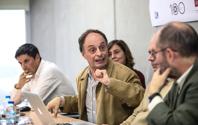 Imagem número 4 da galeria Conferência "O Arquivo e a Informática"