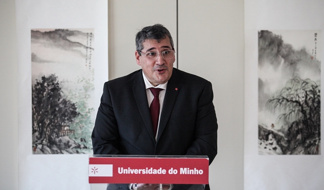 Imagem número 7 da galeria Inauguração da Biblioteca Fernão Mendes Pinto