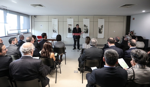 Imagem número 3 da galeria Inauguração da Biblioteca Fernão Mendes Pinto
