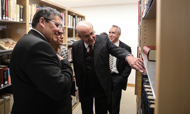 Imagem número 7 da galeria Inauguração da Biblioteca Fernão Mendes Pinto