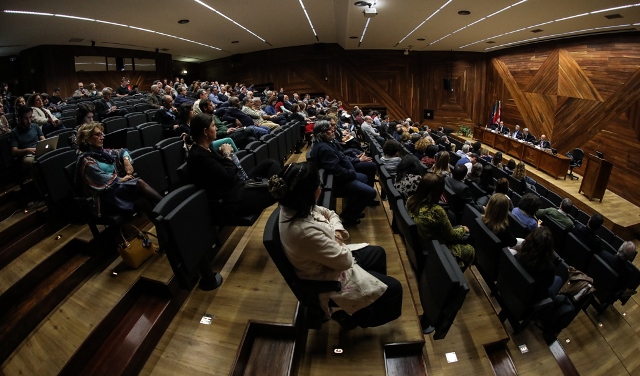 Imagem número 3 da galeria Debate Conselho Geral