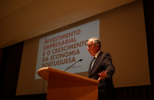 Imagem número 2 da galeria Lançamento do livro 