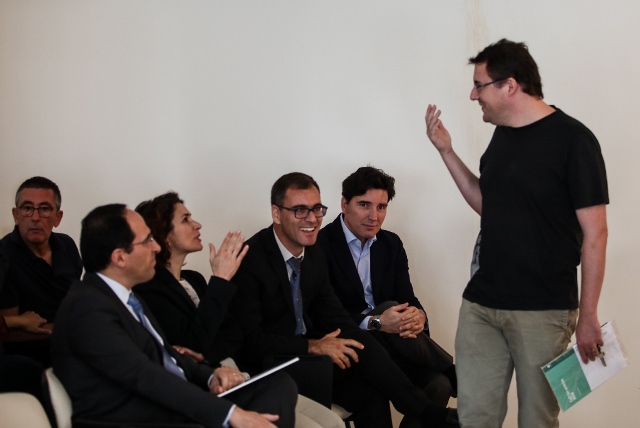 Imagem número 1 da galeria Tomada de Posse EEG