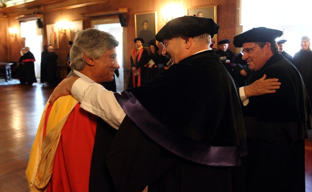 Imagem número 9 da galeria Doutoramentos Honoris Causa