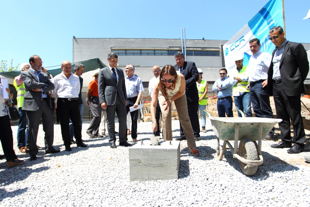 Imagem número 4 da galeria Lançamento da primeira pedra da biblioteca em Azurém
