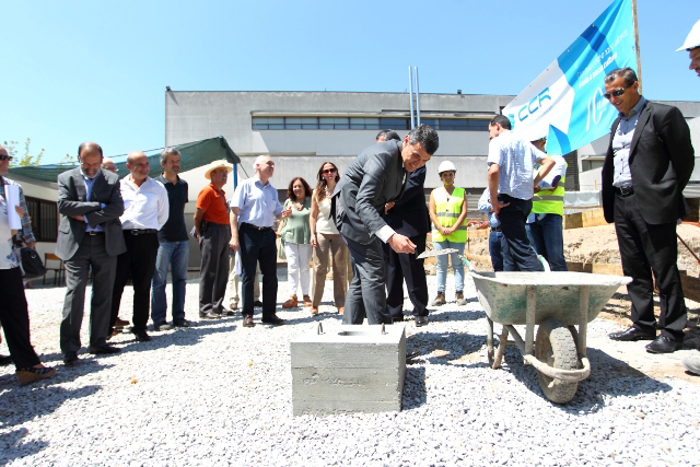Imagem número 6 da galeria Lançamento da primeira pedra da biblioteca em Azurém