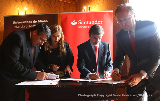 Imagem número 9 da galeria Assinatura Protocolo Santander