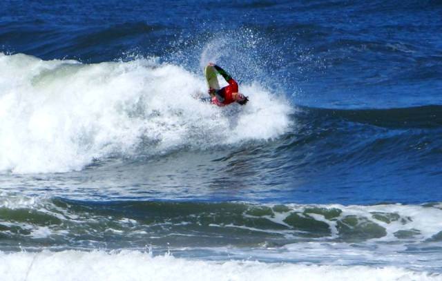 Imagem número 9 da galeria CNU BodyBoard