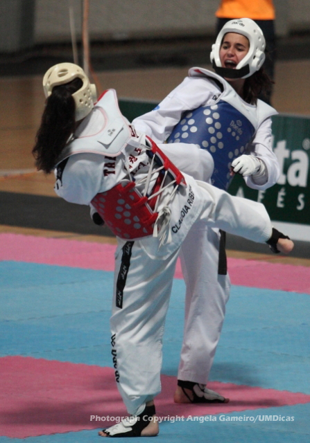 Imagem número 2 da galeria CNU Taekwondo