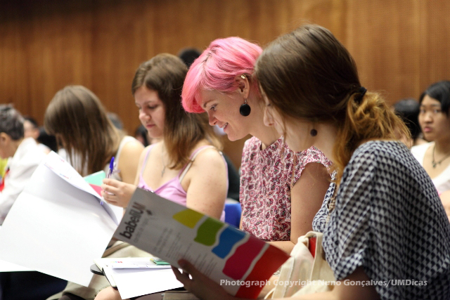 Imagem número 2 da galeria Babelium - Cursos de Verão