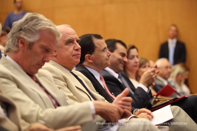 Imagem número 7 da galeria Ministra da Justiça visita UMinho