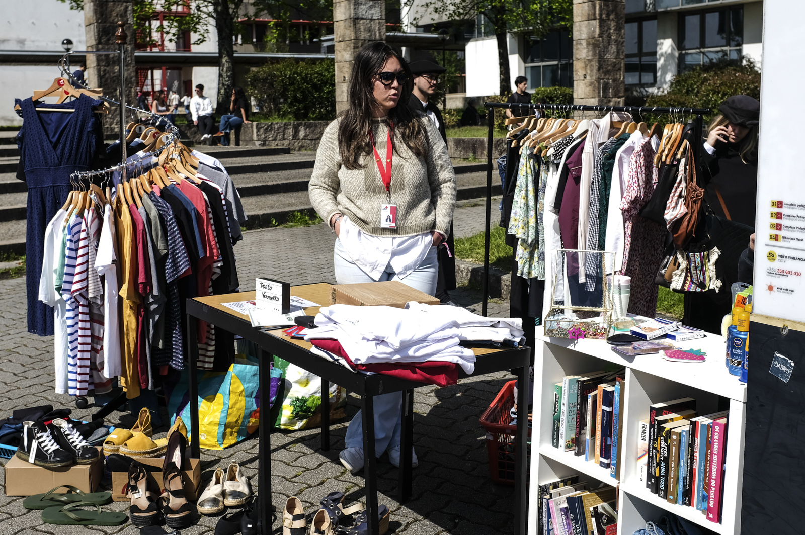 Imagem número 2 da galeria Feira de 2ª Mão AAUMinho