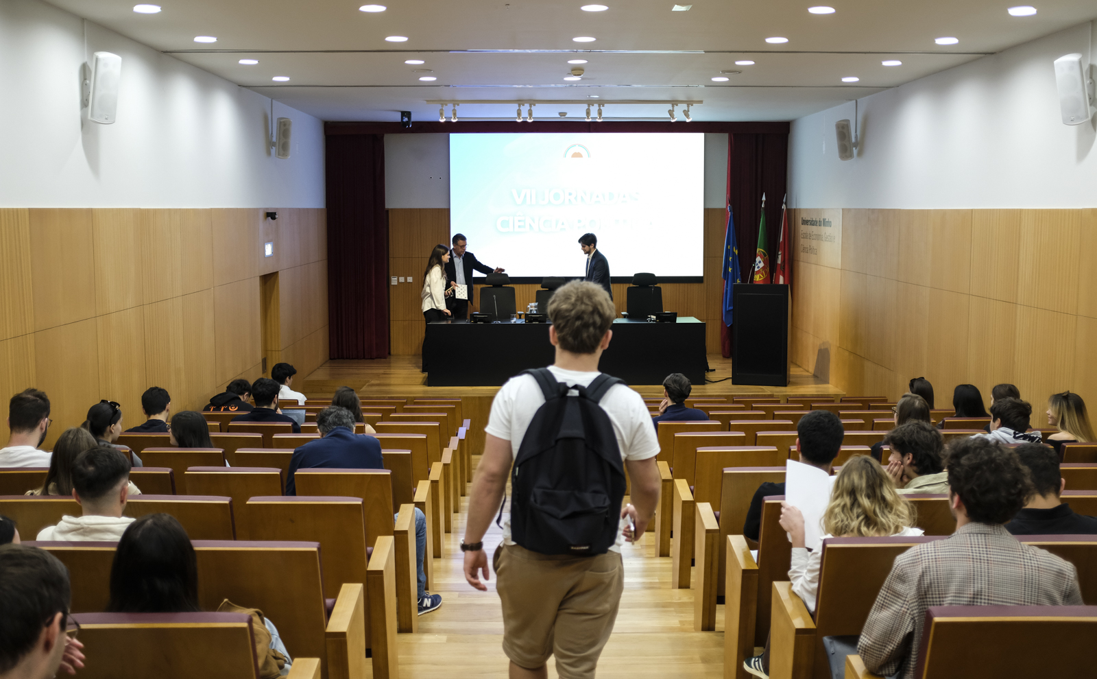 Imagem número 6 da galeria Jornadas de Ciência Politica - Aula de António José Seguro