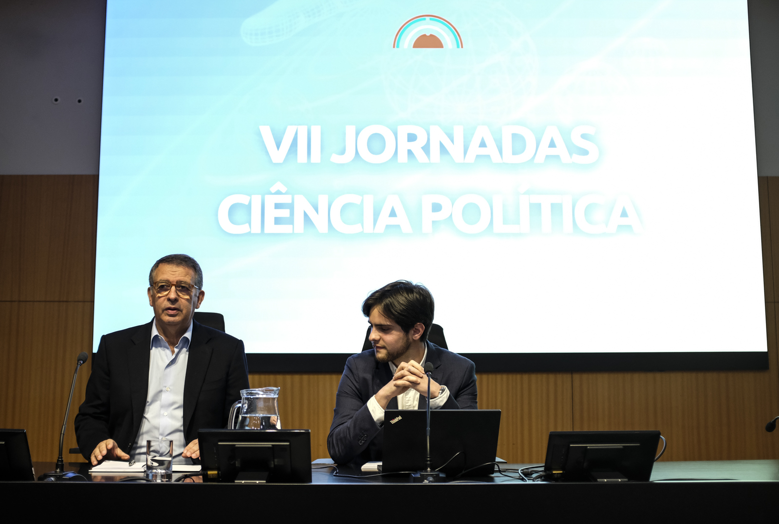 Imagem número 2 da galeria Jornadas de Ciência Politica - Aula de António José Seguro