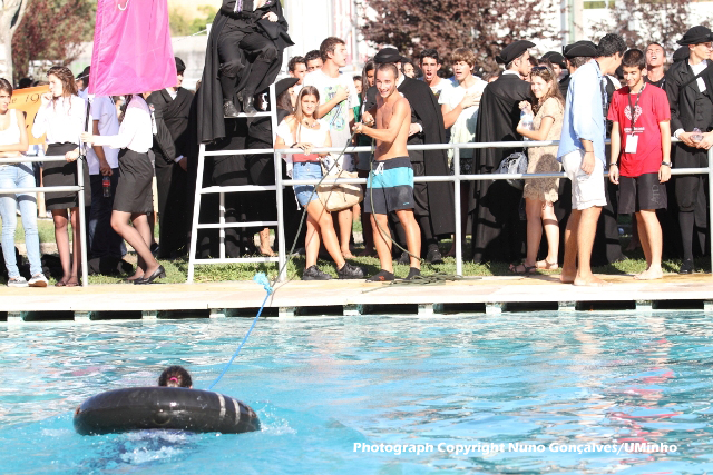 Imagem número 3 da galeria Caloiro de Molho