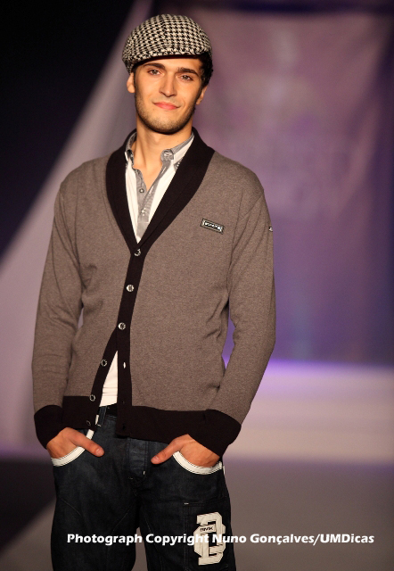 Imagem número 1 da galeria University Fashion