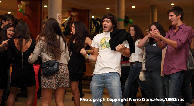 Imagem número 2 da galeria Jantar do Caloiro