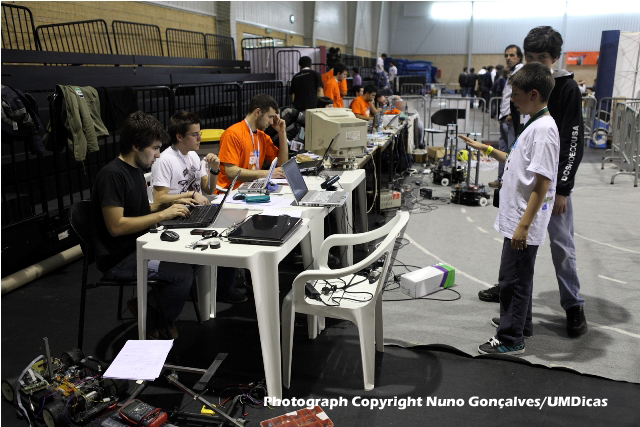 Imagem número 5 da galeria Roboparty