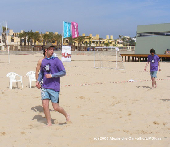 Imagem número 2 da galeria Gata na Praia
