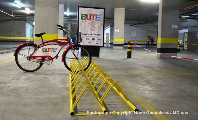 Imagem número 2 da galeria Parqueamento BUTE