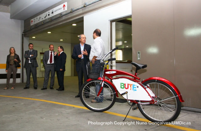 Imagem número 7 da galeria Parqueamento BUTE