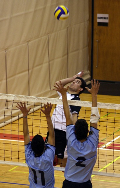 Imagem número 2 da galeria III TA Voleibol FM