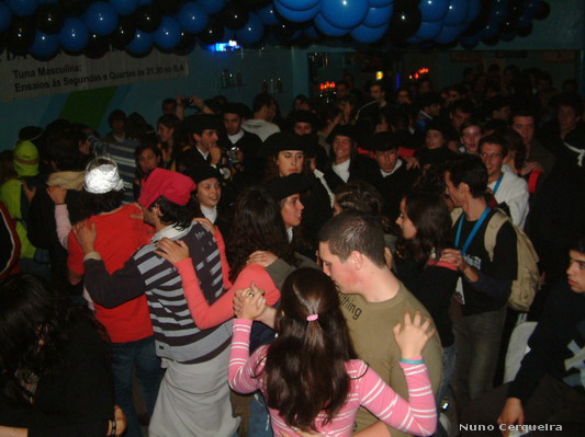 Imagem número 3 da galeria Augustuna no BA