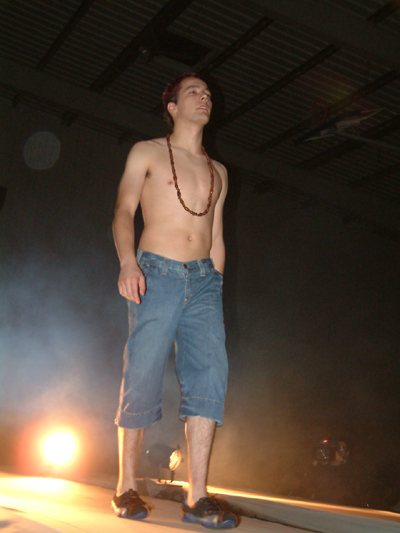 Imagem número 3 da galeria University Fashion