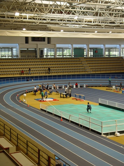 Imagem número 1 da galeria CNU Atletismo Pista Coberta