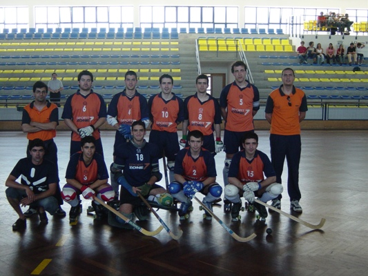 Imagem número 9 da galeria CNU Hóquei Patins