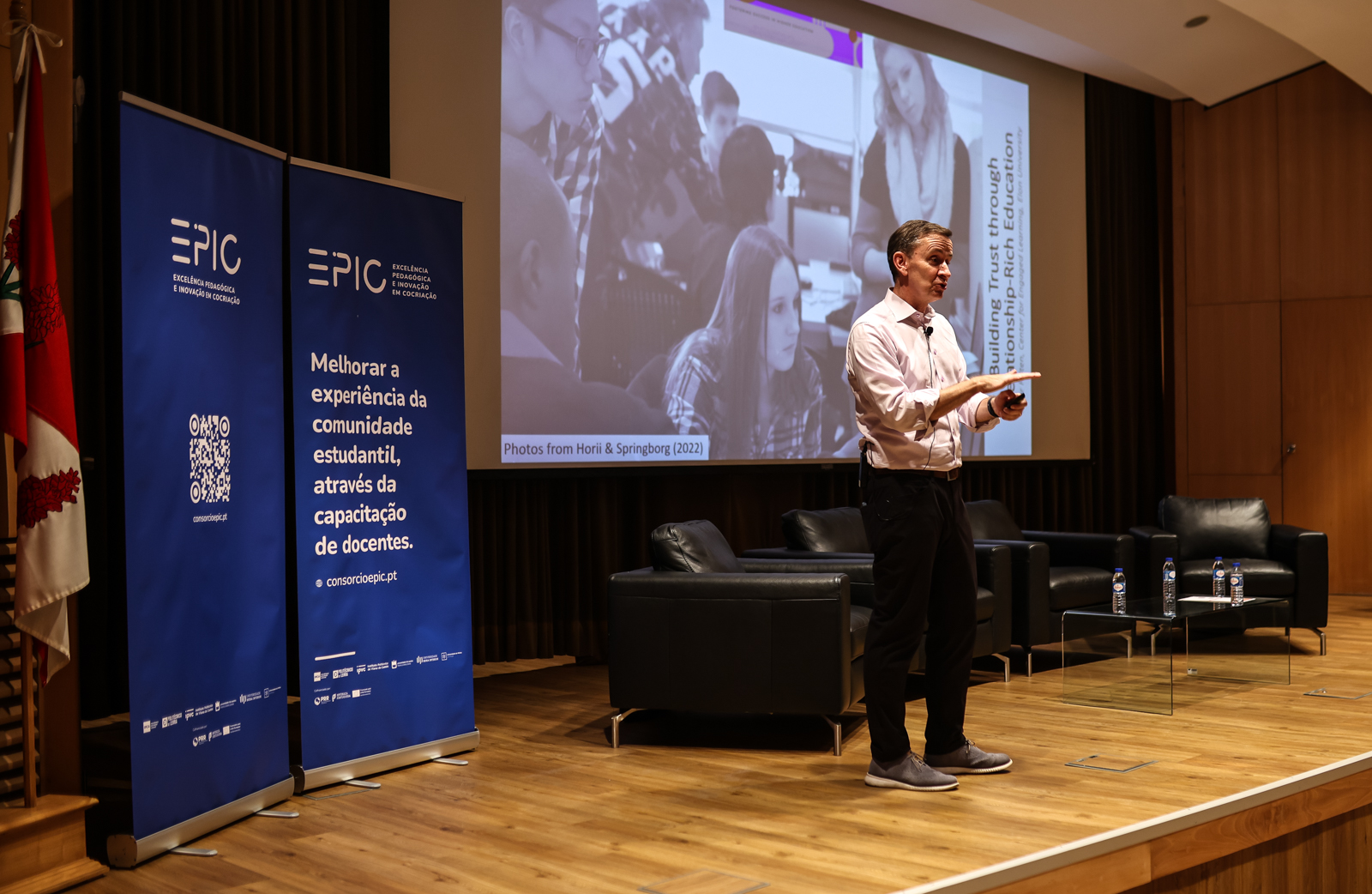 Imagem número 3 da galeria EPIC