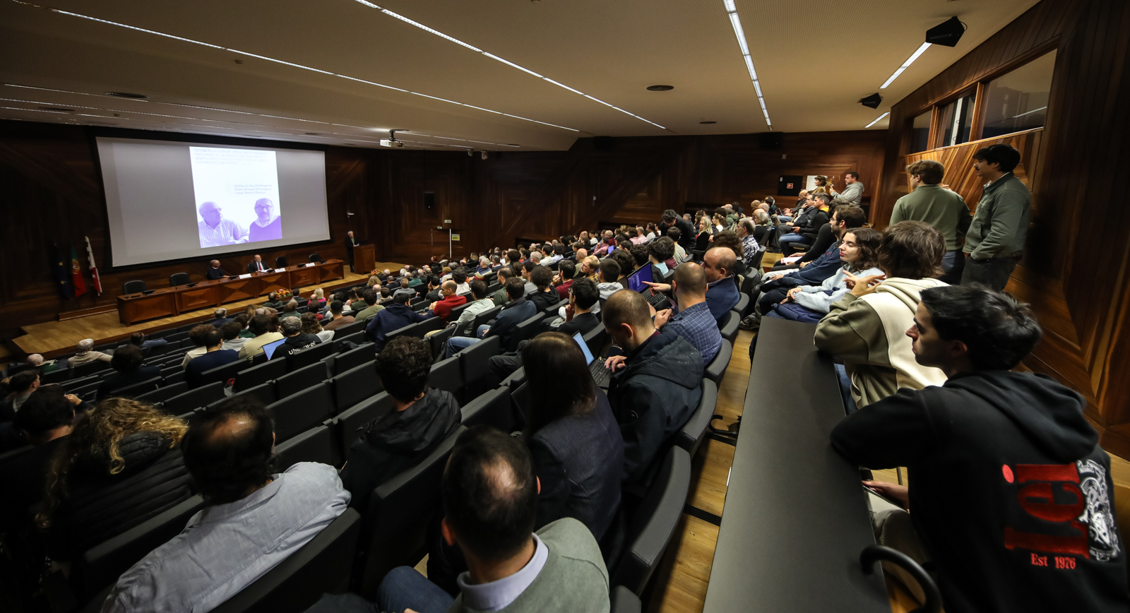 Imagem número 9 da galeria Última Aula de Pedro Rangel Henriques e José Nuno Oliveira